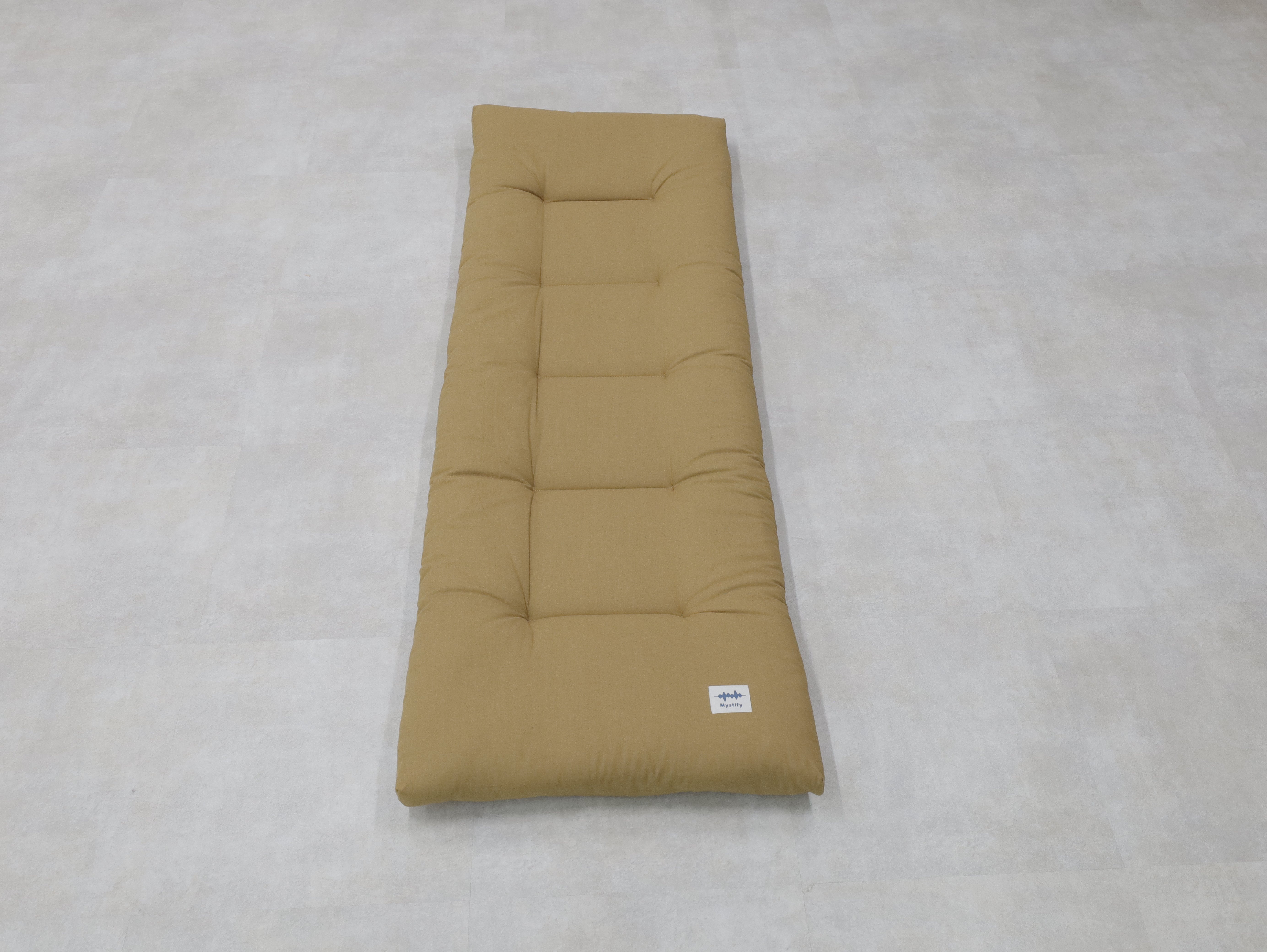 折りたためて場所を取らない万能マットレス「awesomeマットレス シングル」