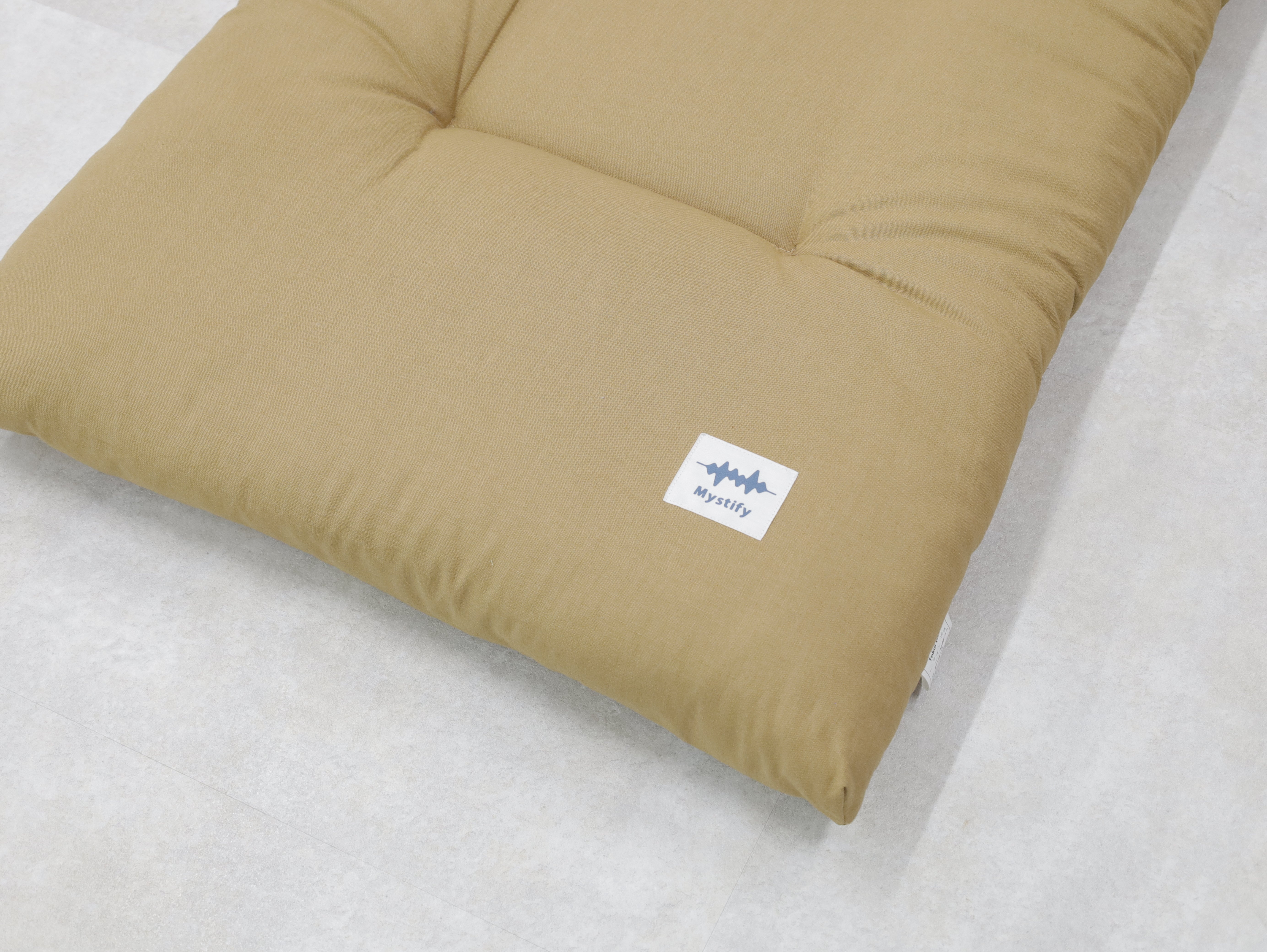 折りたためて場所を取らない万能マットレス「awesomeマットレス シングル」