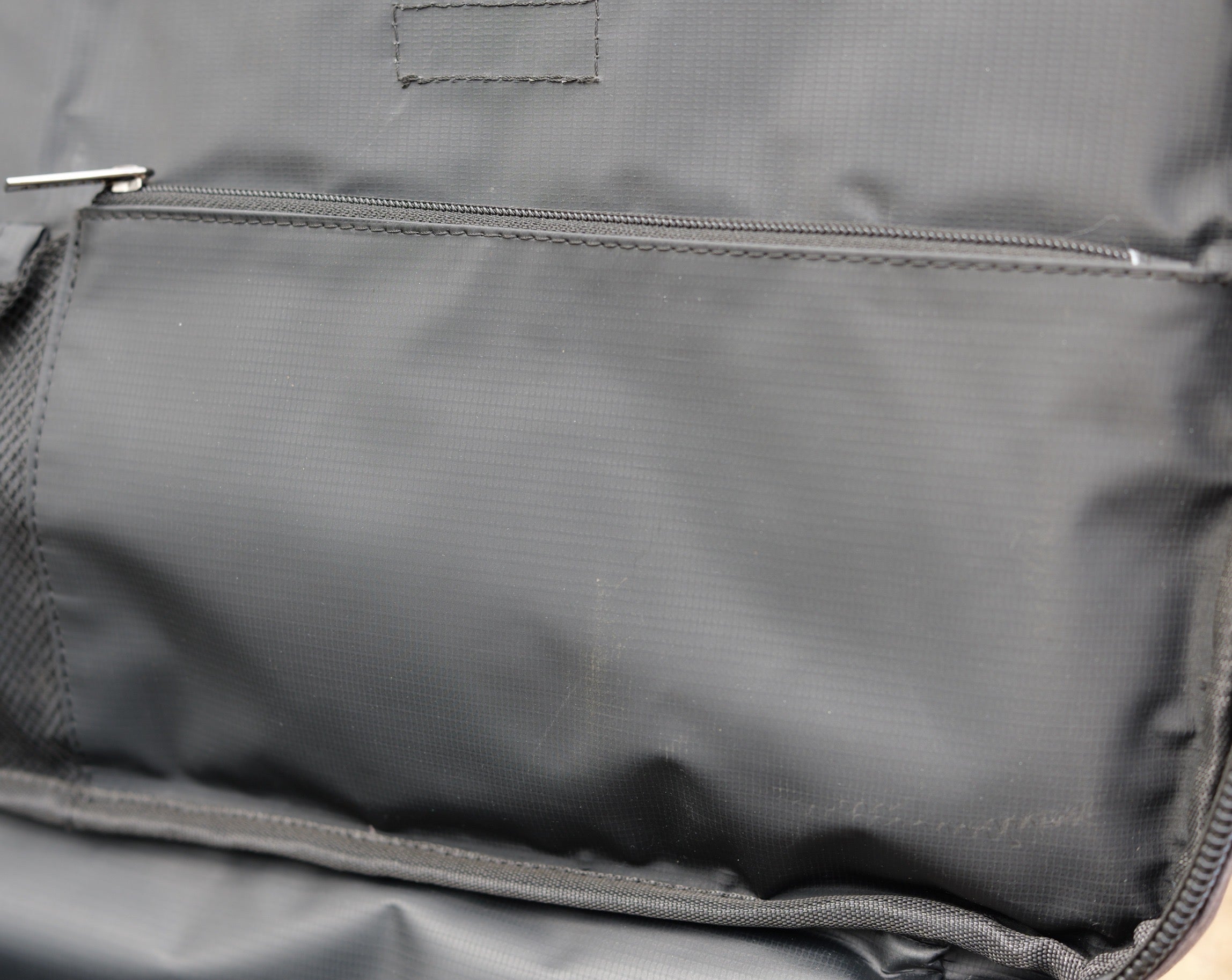 《予約販売 5月上旬配送予定》awesome tool bag (2025モデル)