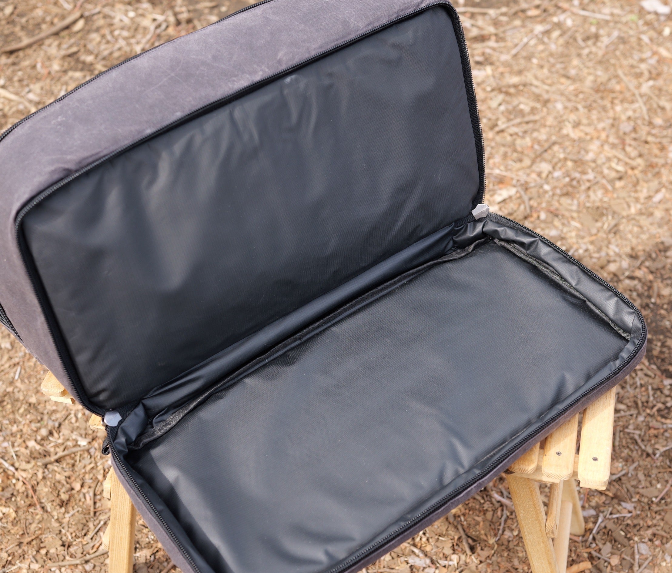 《予約販売 5月上旬配送予定》awesome tool bag (2025モデル)